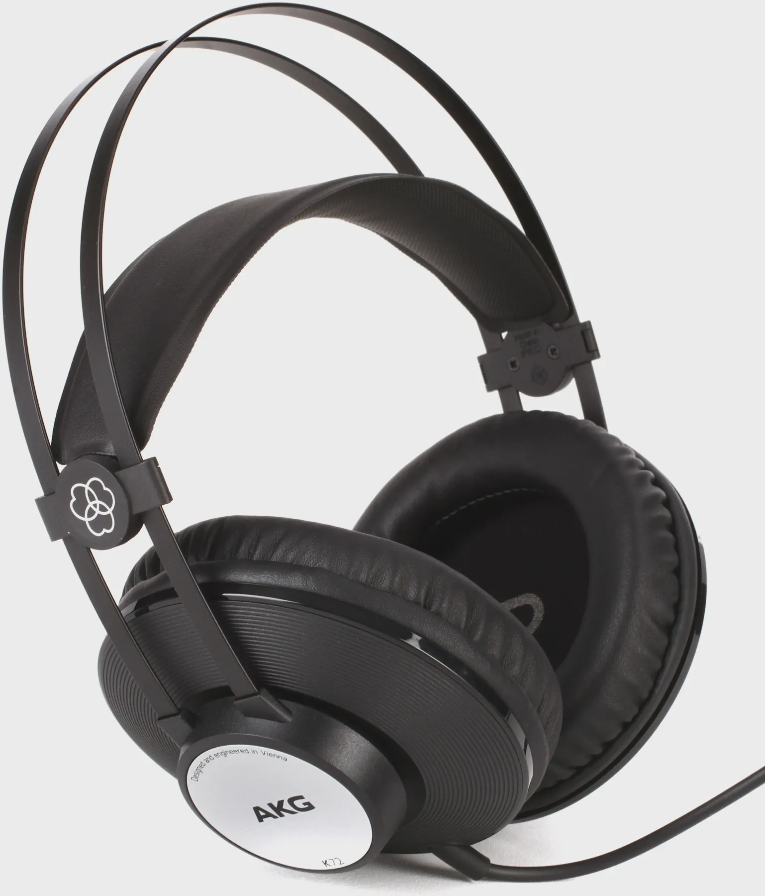 AKG K72 Закрытые наушники