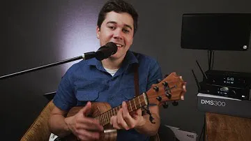 Andrew Hoyt Performs LIVE with the AKG DMS300