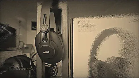 Наушники AKG K361: Топ за свои деньги
