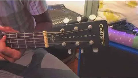 Gretsch G9500 Jim Dandy + AKG P820 Condenser Mic