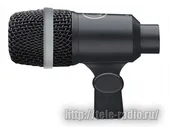 AKG D40