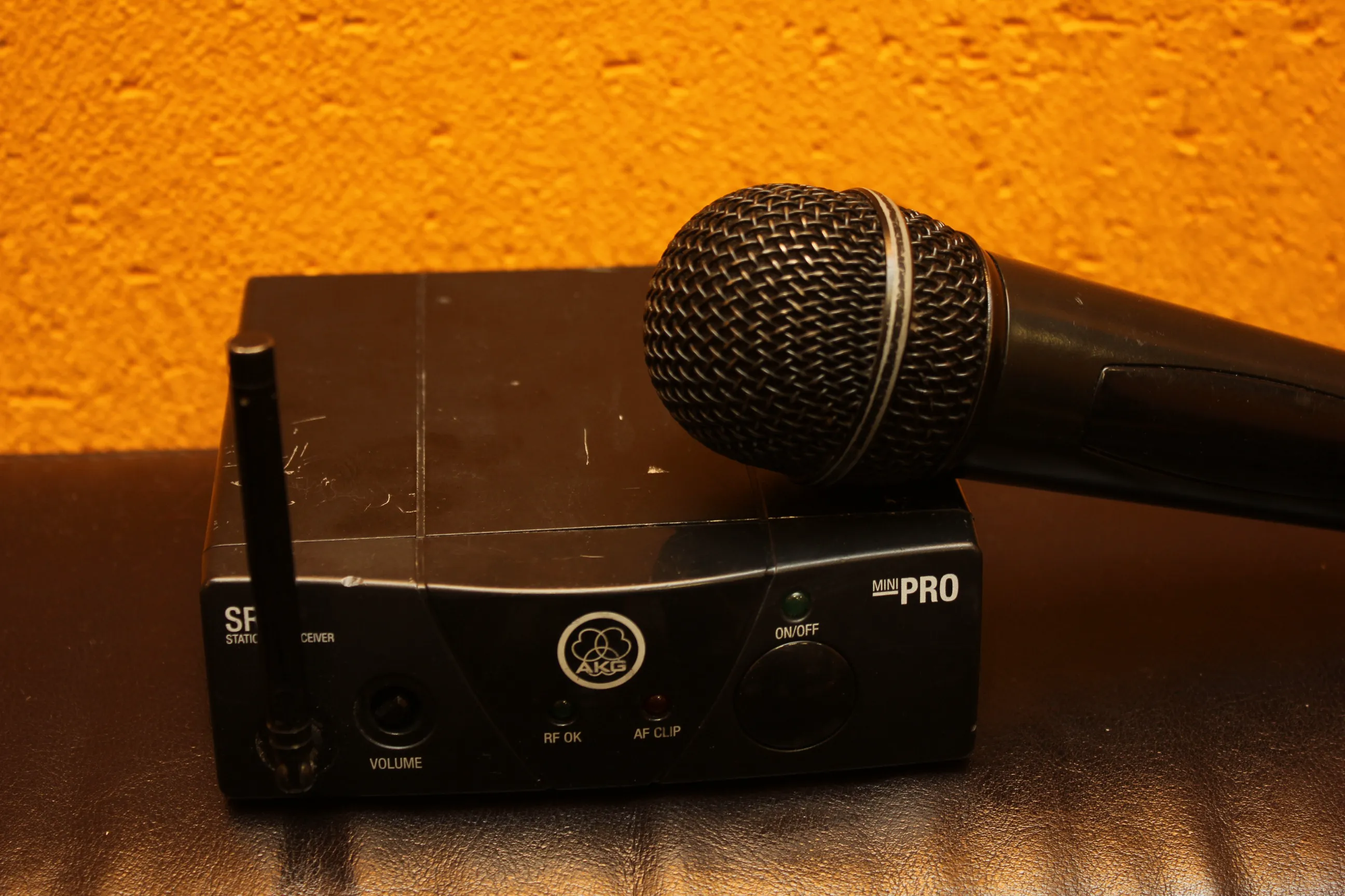 AKG SR40 Mini Pro/Mic
