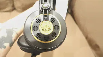 AKG K240 Studio Headphones (Unboxing)
