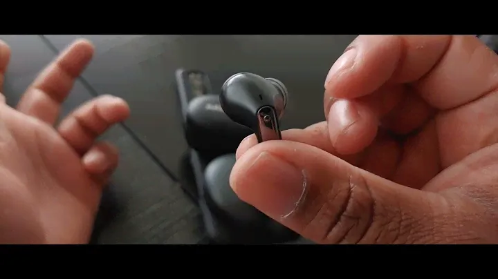AKG N400 NC Vs LG Tone FP9