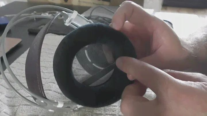 AHG - AKG K701 K702 Q701 K712 PRO Massdrop K7XX ear pad installation