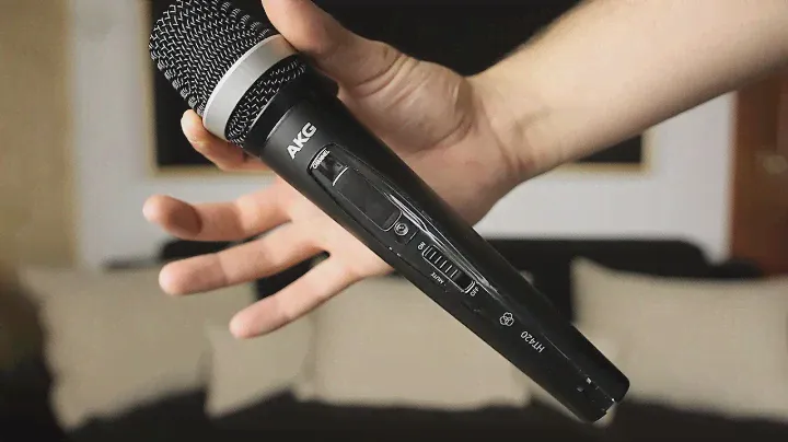 AKG WMS420 Unboxing + test (Môlča records s.r.o.)