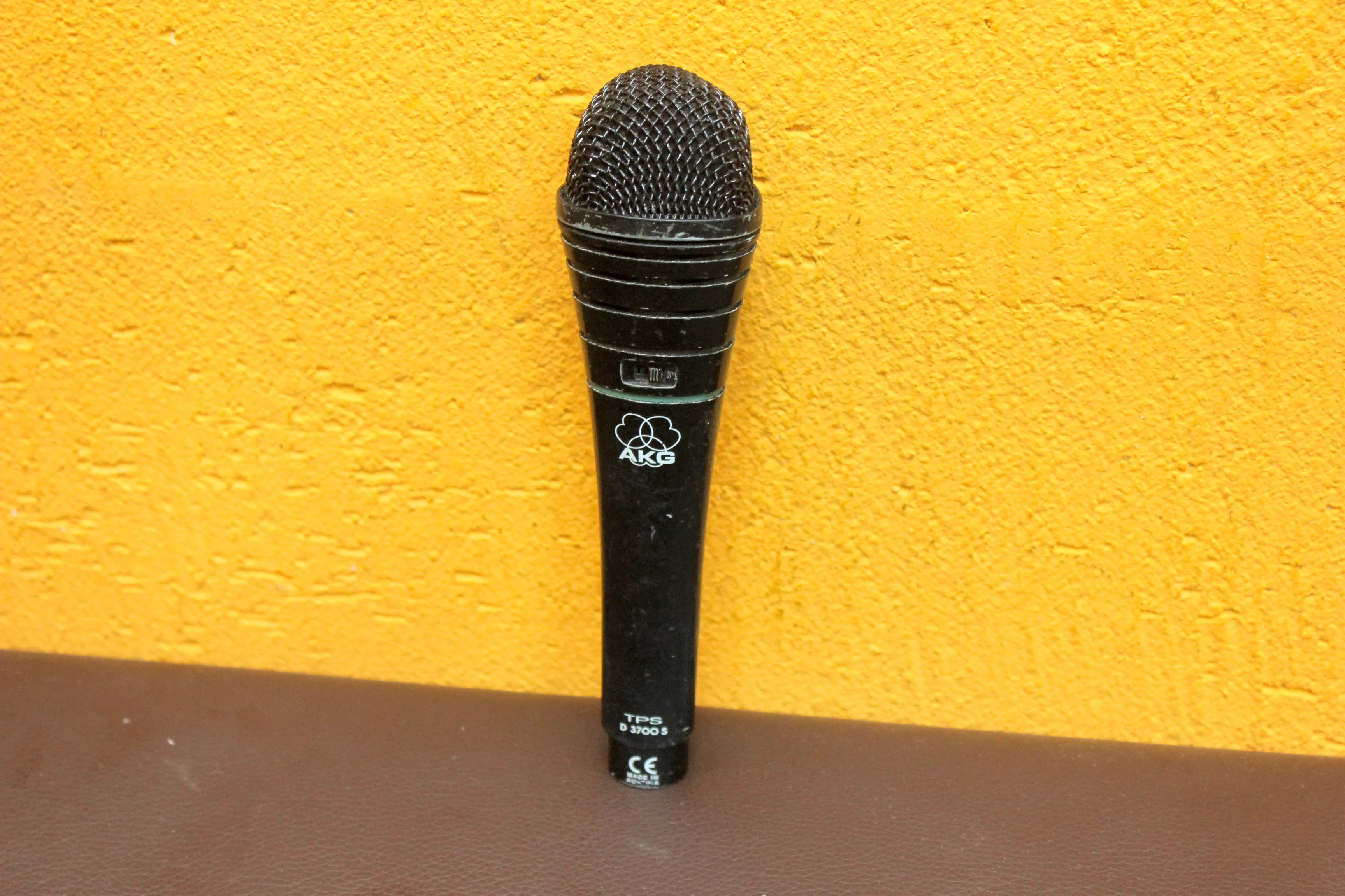 AKG D3700S Dynamic Microphone-0