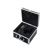 AKG P420