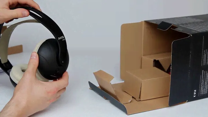 Analoger Funkkopfhörer AKG K 912 im Test - Unboxing